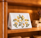 100% Cotton hand or dish towel with raised floral embroidery - 50 x 70 cm - Made in Portugal