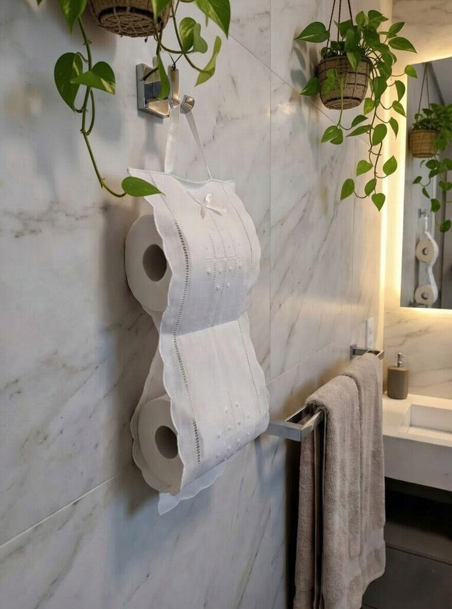 Suporte para papel higiénico bordado à mão