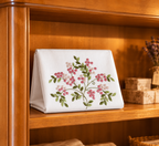 100% Cotton hand or dish towel with raised floral embroidery - 50 x 70 cm - Made in Portugal